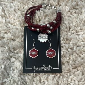 Arkansas Razorbacks bracelet & earrings
